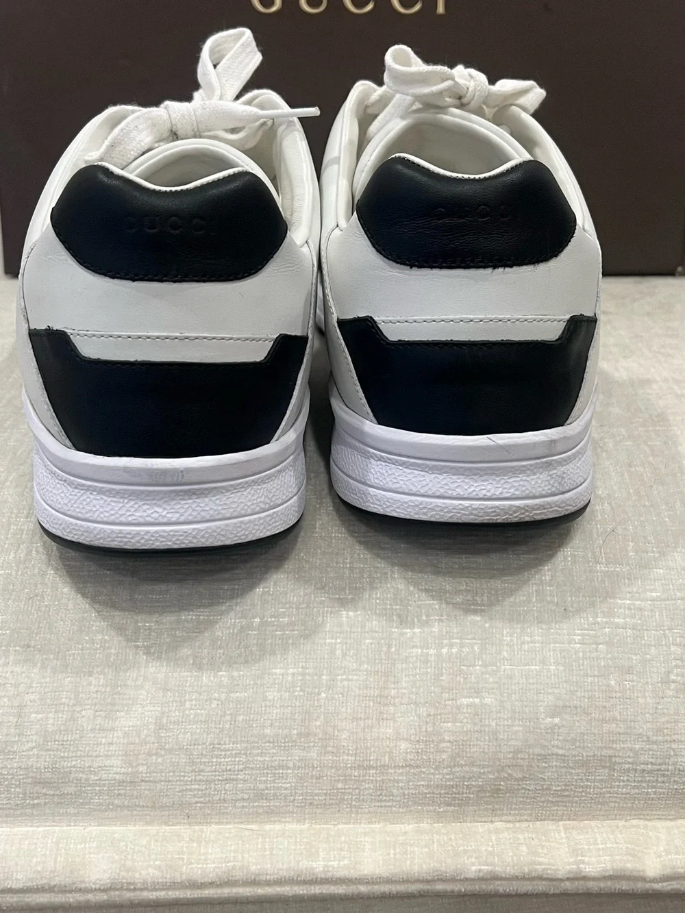 Gucci Black & White Men’s Leather Low-Top Sneaker